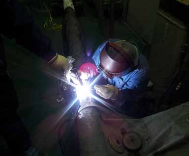 スクリューステライト肉盛修理